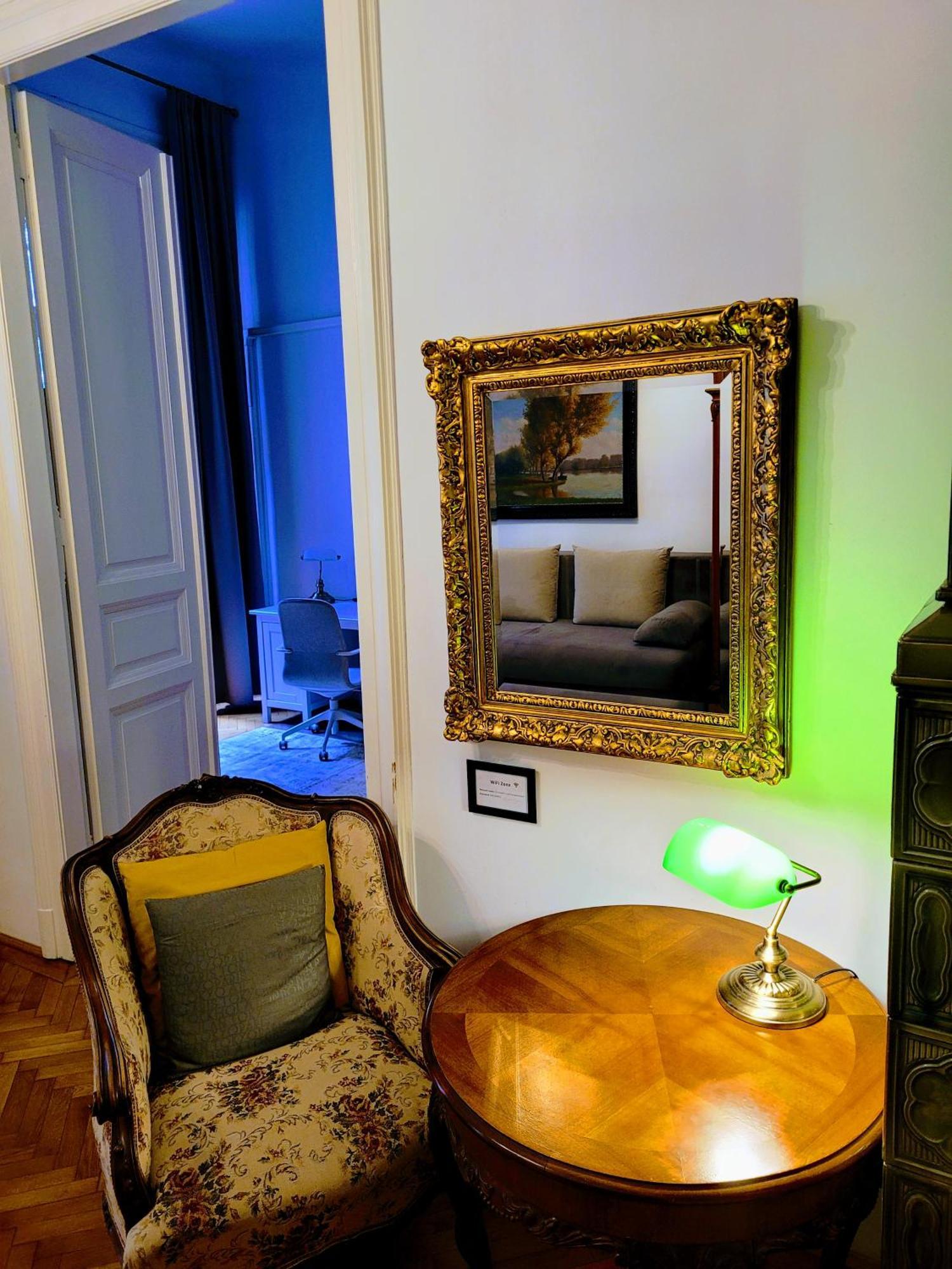 Christoph'S Central Apartment Budapest Bagian luar foto