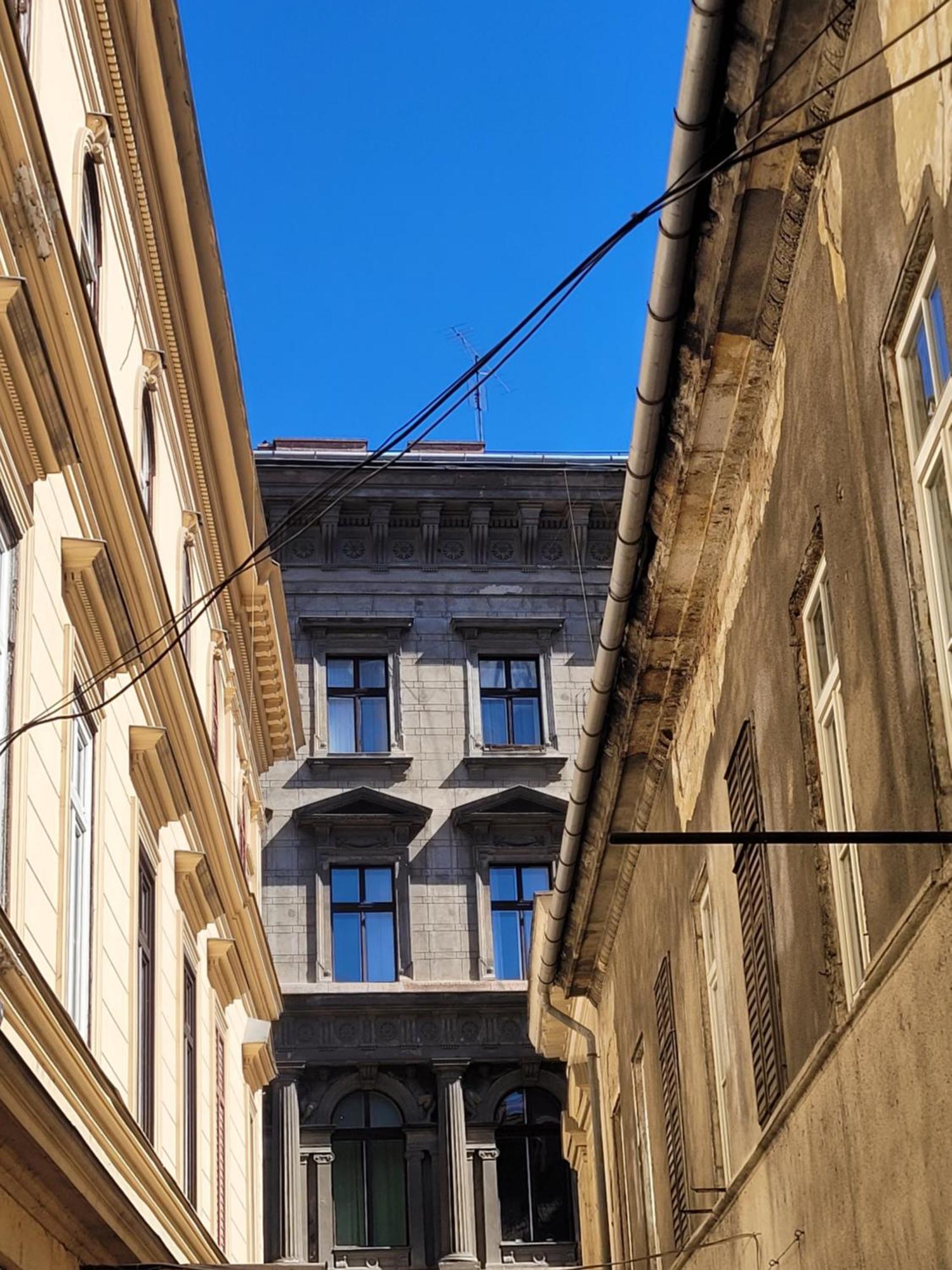 Christoph'S Central Apartment Budapest Bagian luar foto